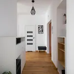 Апартаменты Plac Konstytucji Deluxe By Bookinghost