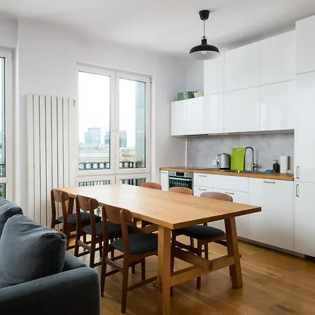 Plac Konstytucji Deluxe By Bookinghost Warschau