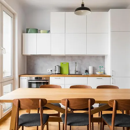 Apartament Plac Konstytucji Deluxe By Bookinghost